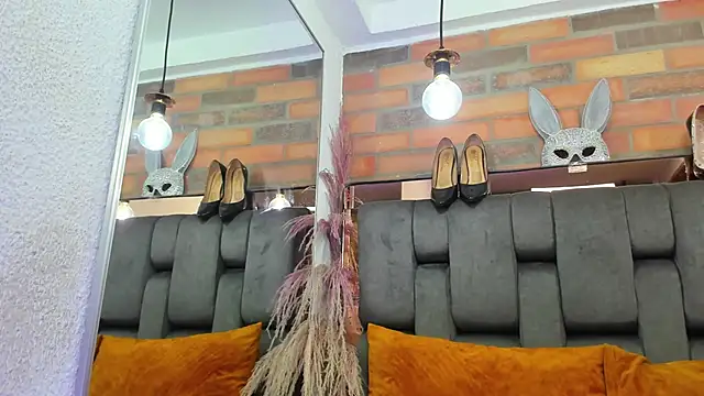 Snapshot of JESSYCORTES chatting on 22, 10, 2025 JESSYCORTES online show from 22, 10, 2025