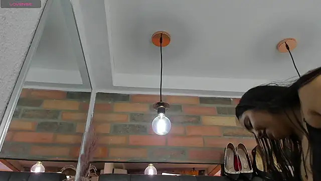 Snapshot of JESSYCORTES chatting on 7, 11, 2025 JESSYCORTES online show from 7, 11, 2025