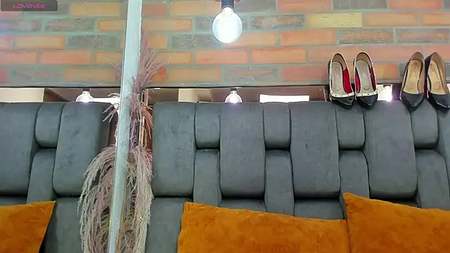 JESSYCORTES online show from 24, 11, 2025