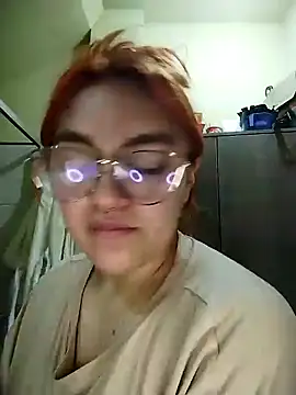 SophiaWeestt99 online show from 4, 2, 2025
