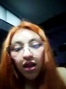SophiaWeestt99 online show from 4, 2, 2025