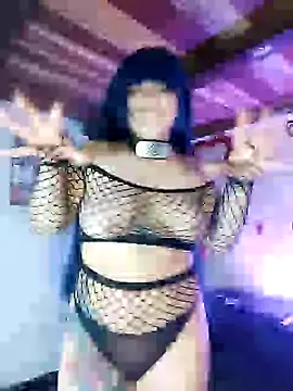 SophiaWeestt99 online show from 9, 2, 2025