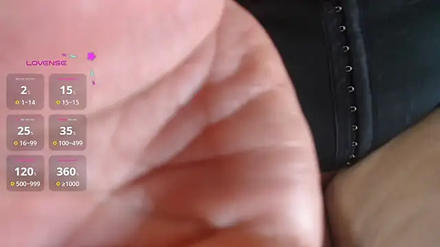 Snapshot of Victoria7777 chatting on 20, 11, 2025 Victoria7777 online show from 20, 11, 2025