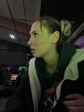 M1ssyk1ssy online show from 16, 1, 2025