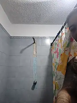 Snapshot of Morenocosta12 chatting on 5, 11, 2025 Morenocosta12 online show from 5, 11, 2025