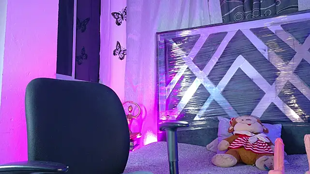 meggan 77 online show from 11, 2, 2026