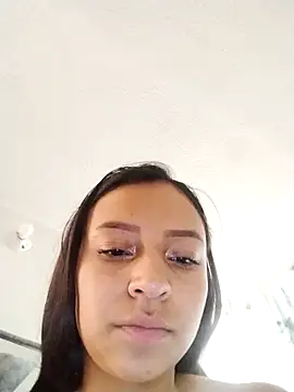 emma ambar online show from 9, 10, 2025