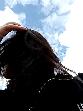 lara moon25 online show from 18, 12, 2024