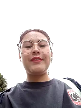 lara moon25 online show from 25, 1, 2025