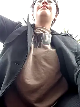 lara moon25 online show from 29, 1, 2025