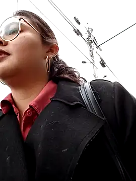 lara moon25 online show from 13, 3, 2025