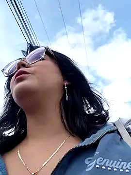 lara moon25 online show from 21, 11, 2025