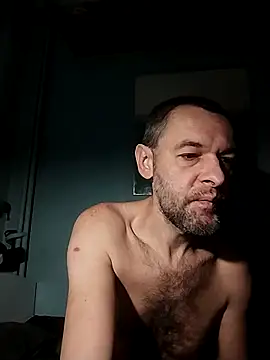 Snapshot of Andrzej-M chatting on 30, 11, 2025 Andrzej-M online show from 30, 11, 2025