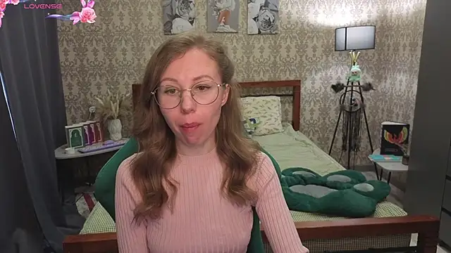 Lill Mary online show from 4, 3, 2026