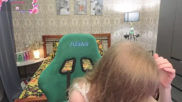 Lill Mary online show from 13, 3, 2026