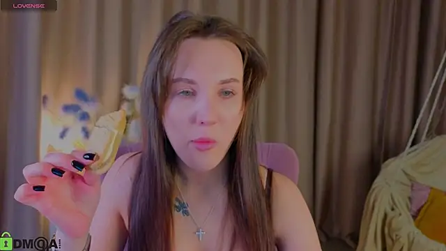 Snapshot of Wendy_mm chatting on 26, 10, 2025 Wendy mm online show from 26, 10, 2025