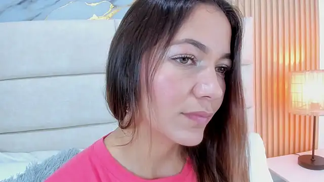 Mia Malkovaa  online show from 4, 3, 2026