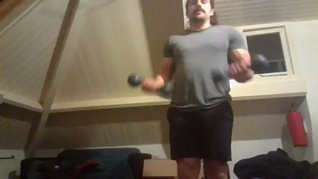 Mclozzz online show from 8, 11, 2025