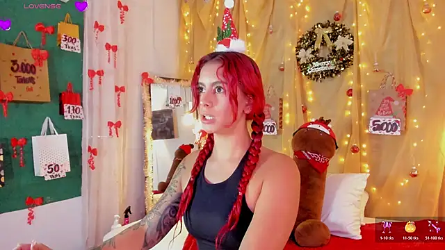 Sophiee Hill online show from 20, 11, 2025