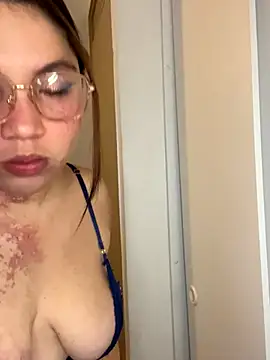 WhiteWomen online show from 15, 11, 2025