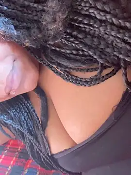 Snapshot of vic_pretynhaa chatting on 14, 9, 2025 vic pretynhaa online show from 14, 9, 2025