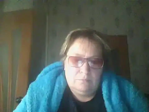 Snapshot of MelanieCold467 chatting on 7, 10, 2025 MelanieCold467 online show from 7, 10, 2025