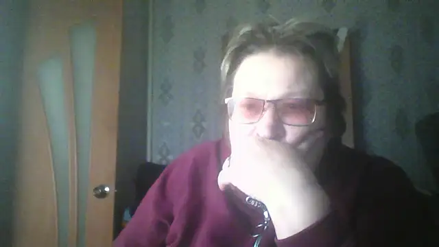 Snapshot of MelanieCold467 chatting on 5, 11, 2025 MelanieCold467 online show from 5, 11, 2025