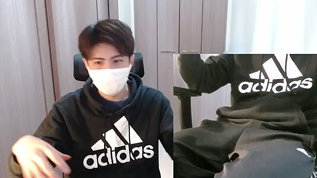 Snapshot of ryota_kkk chatting on 9, 3, 2026 ryota kkk online show from 9, 3, 2026