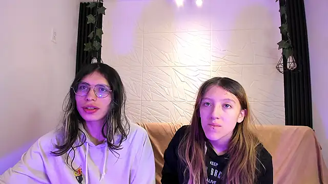 BRIAR AND BLAIR online show from 19, 11, 2025