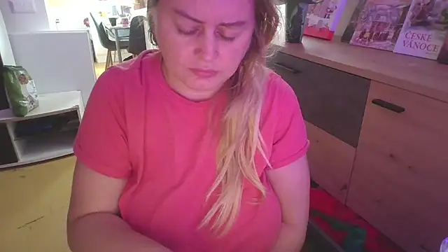 Meliss Official9 online show from 16, 11, 2025