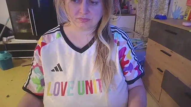 Meliss Official9 online show from 30, 3, 2026