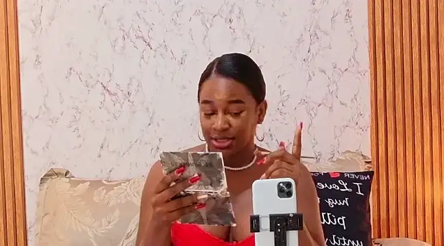 Snapshot of AkiraHomers chatting on 10, 3, 2025 AkiraHomers online show from 10, 3, 2025