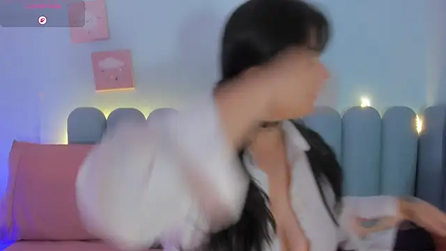 curvy rousi online show from 12, 3, 2026