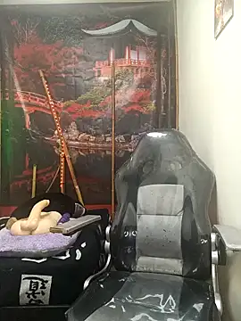 Snapshot of dark_doll5 chatting on 18, 12, 2024 dark doll5 online show from 18, 12, 2024