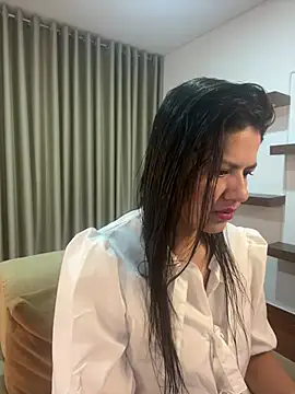 Snapshot of Alice_Biel chatting on 12, 3, 2025 Alice Biel online show from 12, 3, 2025