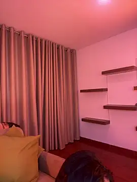 Snapshot of Alice_Biel chatting on 3, 4, 2026 Alice Biel online show from 3, 4, 2026