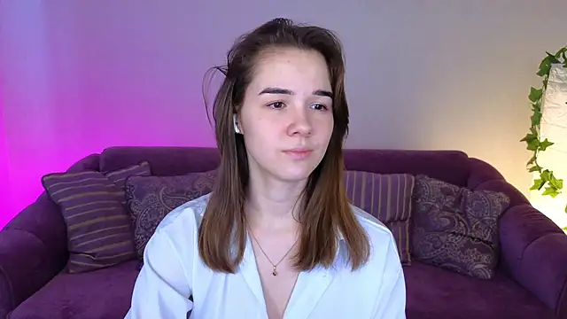 LindaRobertz online show from 25, 1, 2025