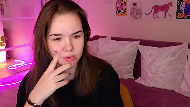 LindaRobertz online show from 3, 3, 2025