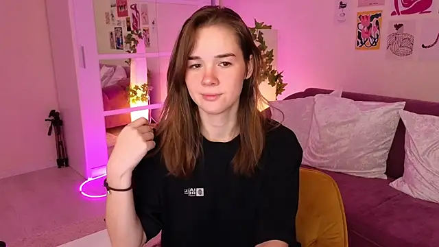 LindaRobertz online show from 3, 3, 2025