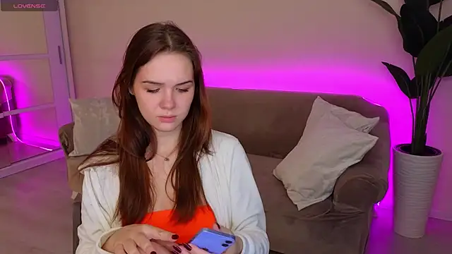 LindaRobertz online show from 16, 11, 2025