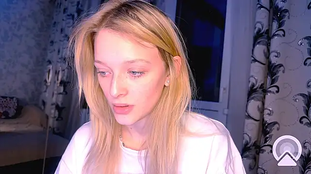 Evvie Summn1 online show from 2, 3, 2025