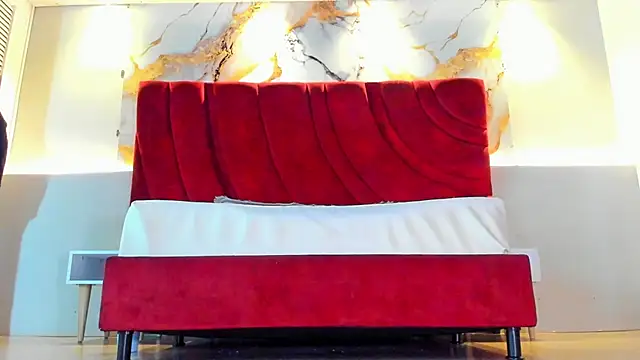 Snapshot of MAISE_HILL1 chatting on 15, 10, 2025 MAISE HILL1 online show from 15, 10, 2025