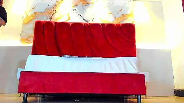 Snapshot of MAISE_HILL1 chatting on 7, 11, 2025 MAISE HILL1 online show from 7, 11, 2025