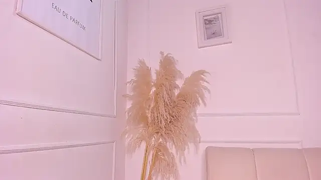 Snapshot of april_higgins chatting on 13, 2, 2025 april higgins online show from 13, 2, 2025