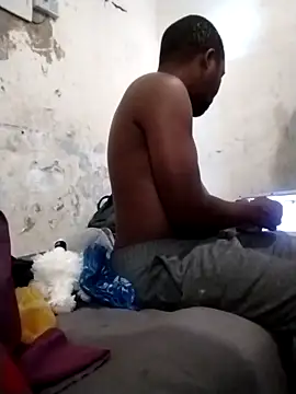 Snapshot of Polygamist chatting on 10, 2, 2026 Polygamist online show from 10, 2, 2026