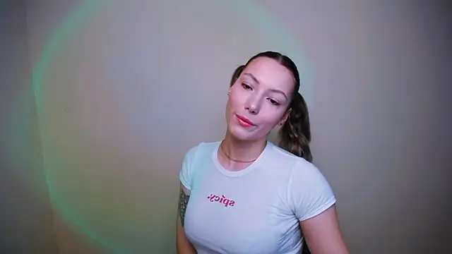 VanessaMay  online show from 25, 12, 2024