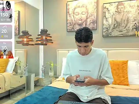 Snapshot of kieran_derek chatting on 28, 10, 2025 kieran derek online show from 28, 10, 2025