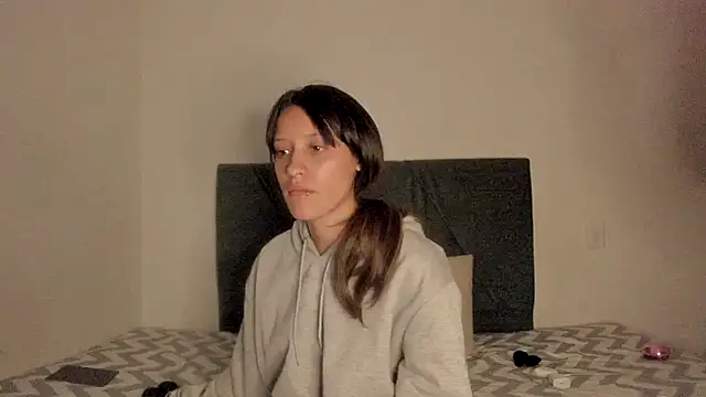 Gabby and Alice online show from 14, 11, 2025