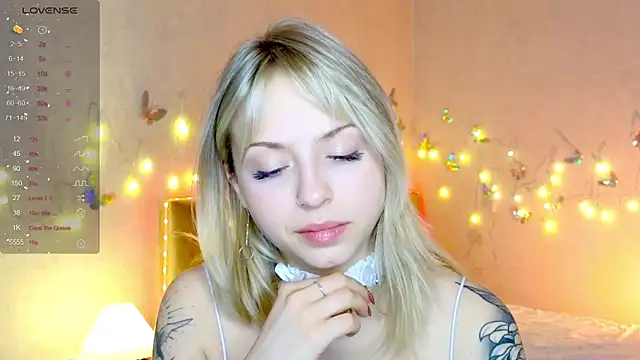 lavenderluxe online show from 4, 1, 2025