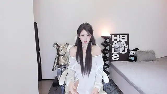 Snapshot of bdbdzs chatting on 5, 2, 2025 bdbdzs online show from 5, 2, 2025